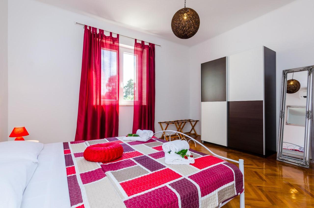 Holiday Home Lungo Mare Mlini Extérieur photo